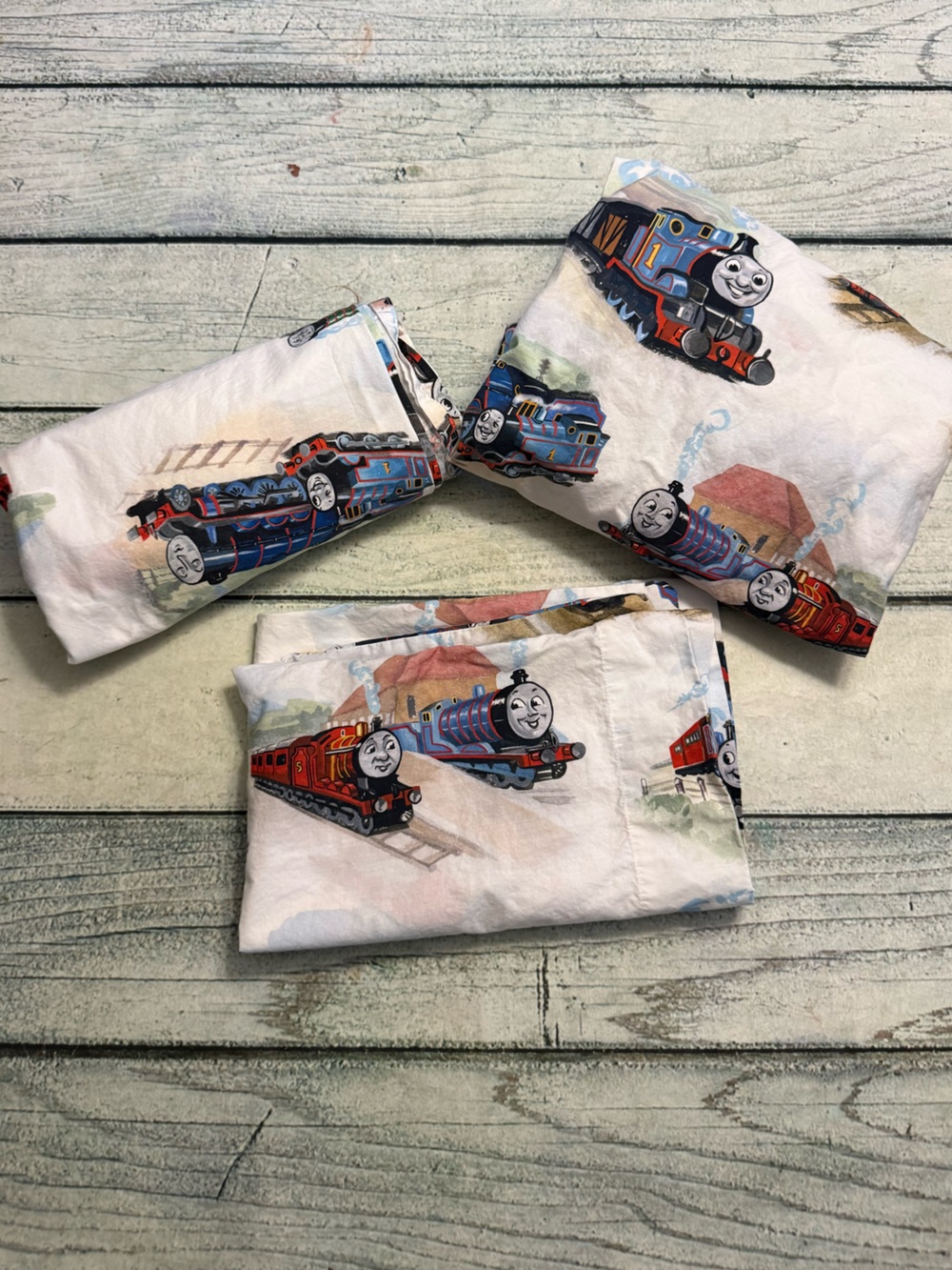 Pottery Barn kids Thomas & Friends 3 piece toddler sheet set. Organic cotton.